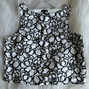 Express Lace 2-Piece Floral Set